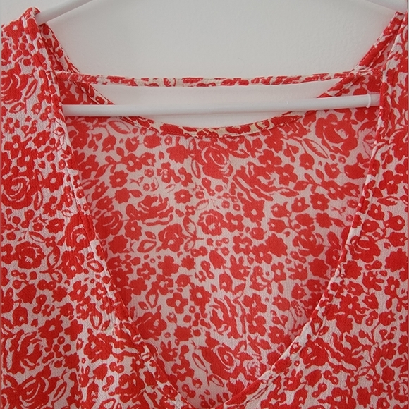 Billabong V-Back Dress - Picture 2 of 8